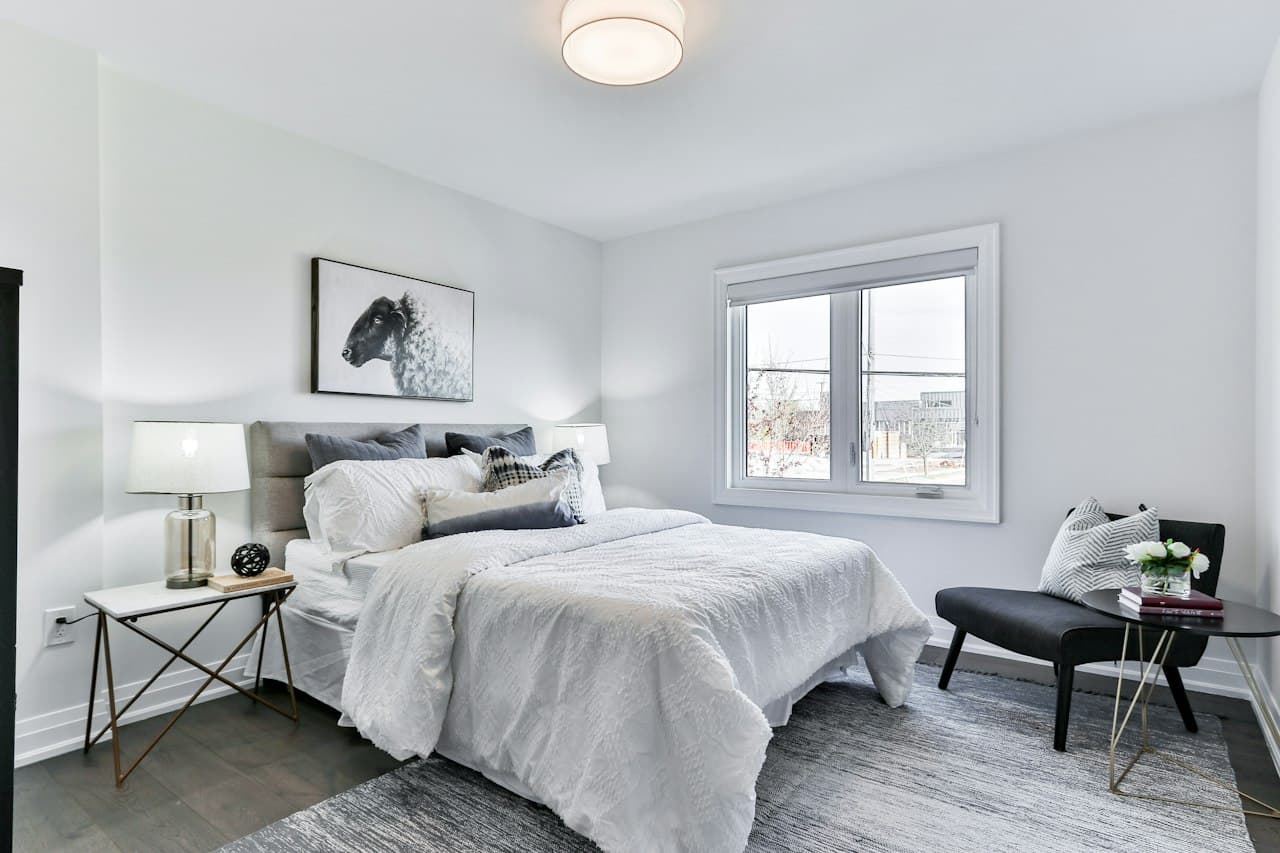 Chinar Commons: Single Room